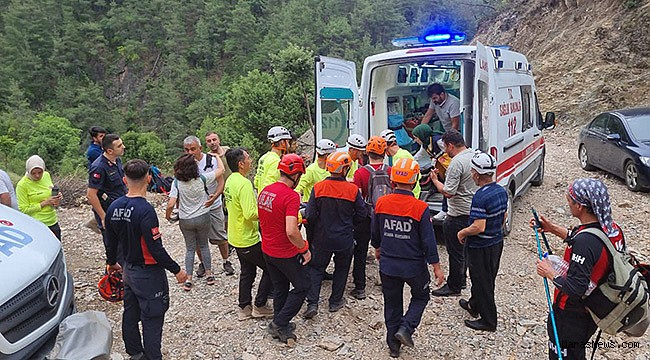 Kahramanmaraş’ta kanyonda mahsur kalan anne ve kızı son anda kurtarıldı