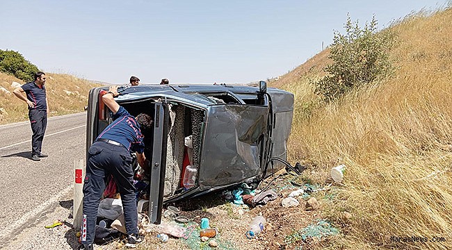 Nurhak'ta otomobil takla attı: 2 yaralı