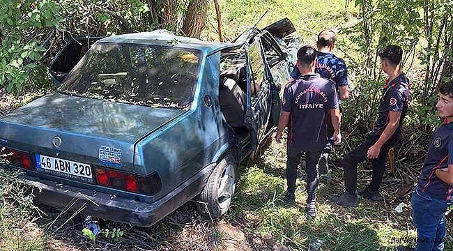 Kahramanmaraş’ta otomobil ağaca çarptı: 3 yaralı