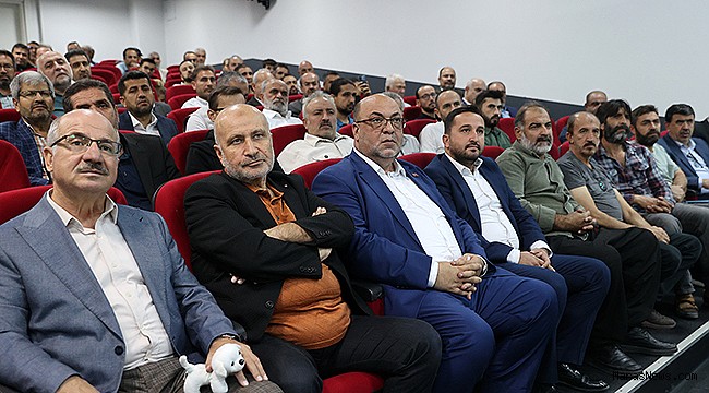 Gazze Bilinci Konferansı Murat Akkurt Gençlik Merkezi’nde gerçekleşti