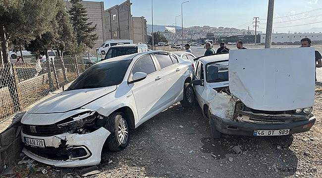 Kahramanmaraş’ta iki otomobil çarpıştı: 2 yaralı