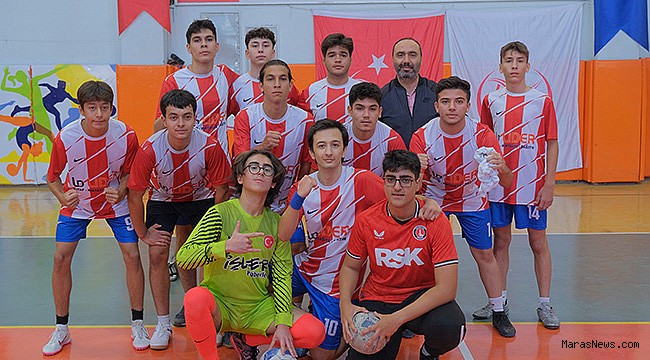 Onikişubat Belediyesi’nin Cumhuriyet Spor Şöleni’nde futsal heyecanı başladı