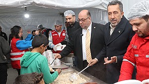 Başkan Akpınar, İftar Çadırında Vatandaşlarla Buluştu